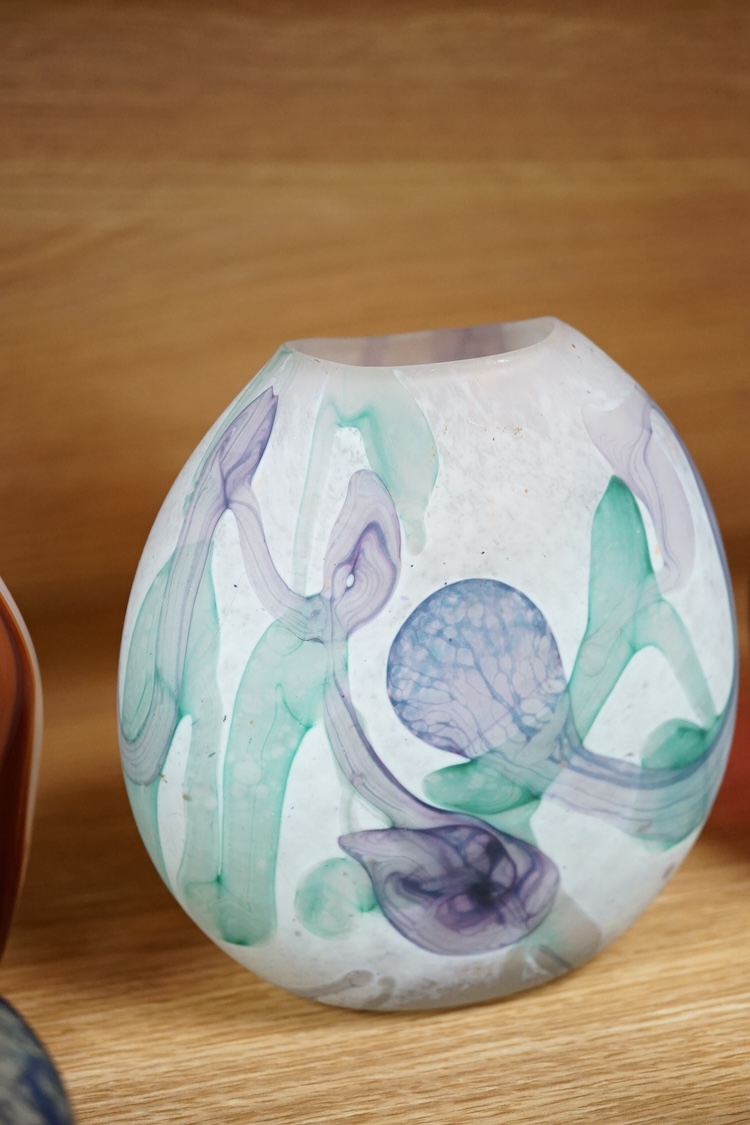 Five pieces of art glass comprising a scent bottle and four vases, largest 16cm high